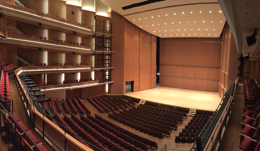 歌劇　カルメン　東広島芸術文化ホールくらら　S席2枚です 歌劇 カルメン 東広島芸術文化ホールくらら S席2枚です